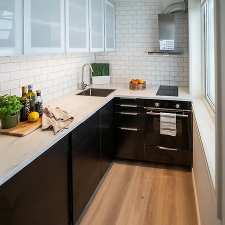 شقة Ultra Flat With Balcony *